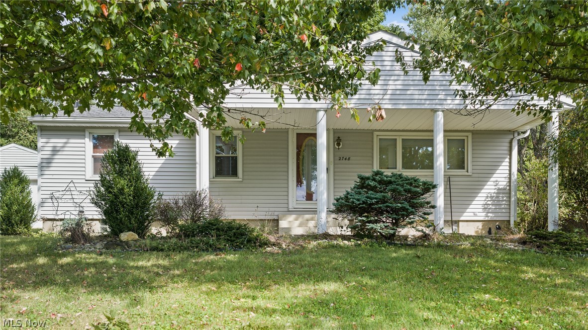 2748 S West Lebanon Road Dalton OH 44618