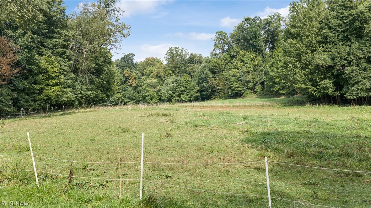 2748 S West Lebanon Road Dalton OH 44618