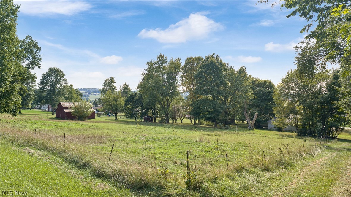 2748 S West Lebanon Road Dalton OH 44618