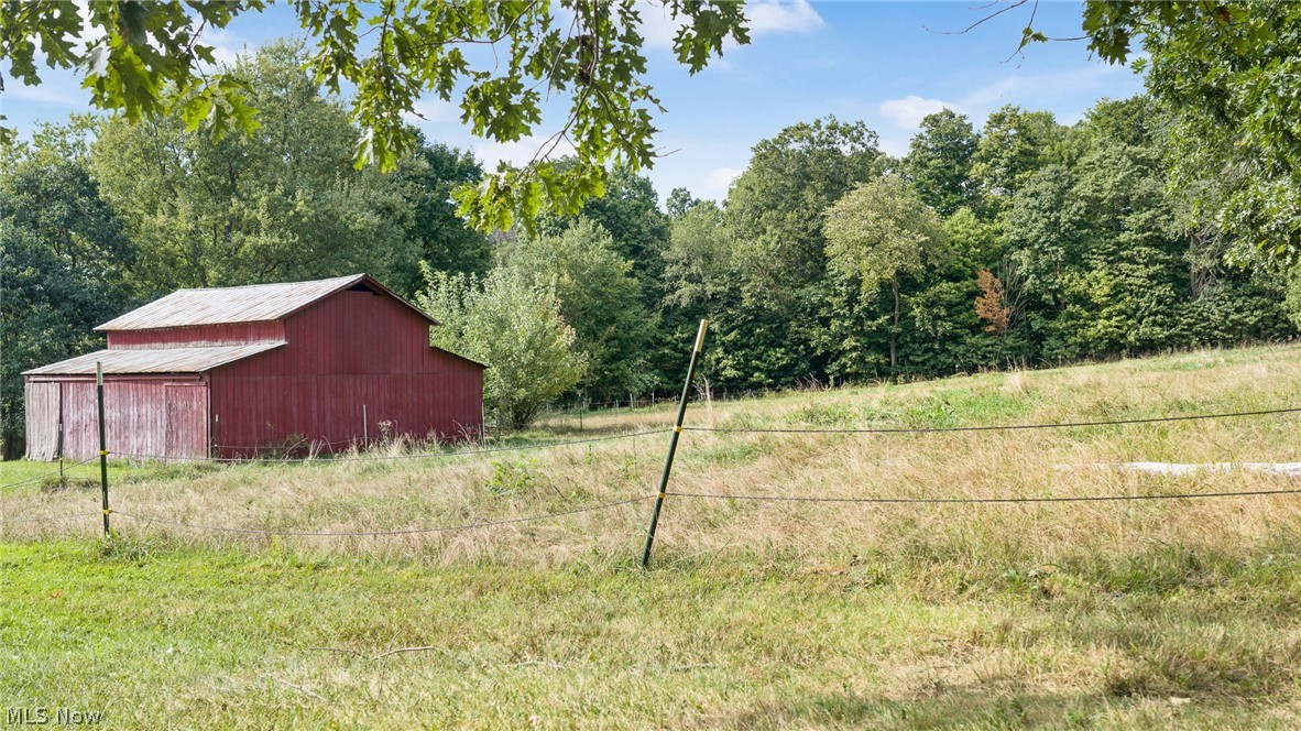 2748 S West Lebanon Road Dalton OH 44618