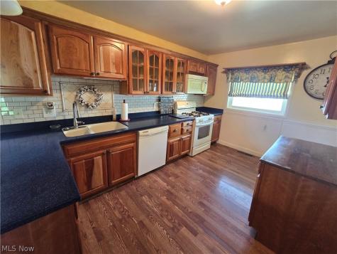 3923 Lake Road Youngstown OH 44511