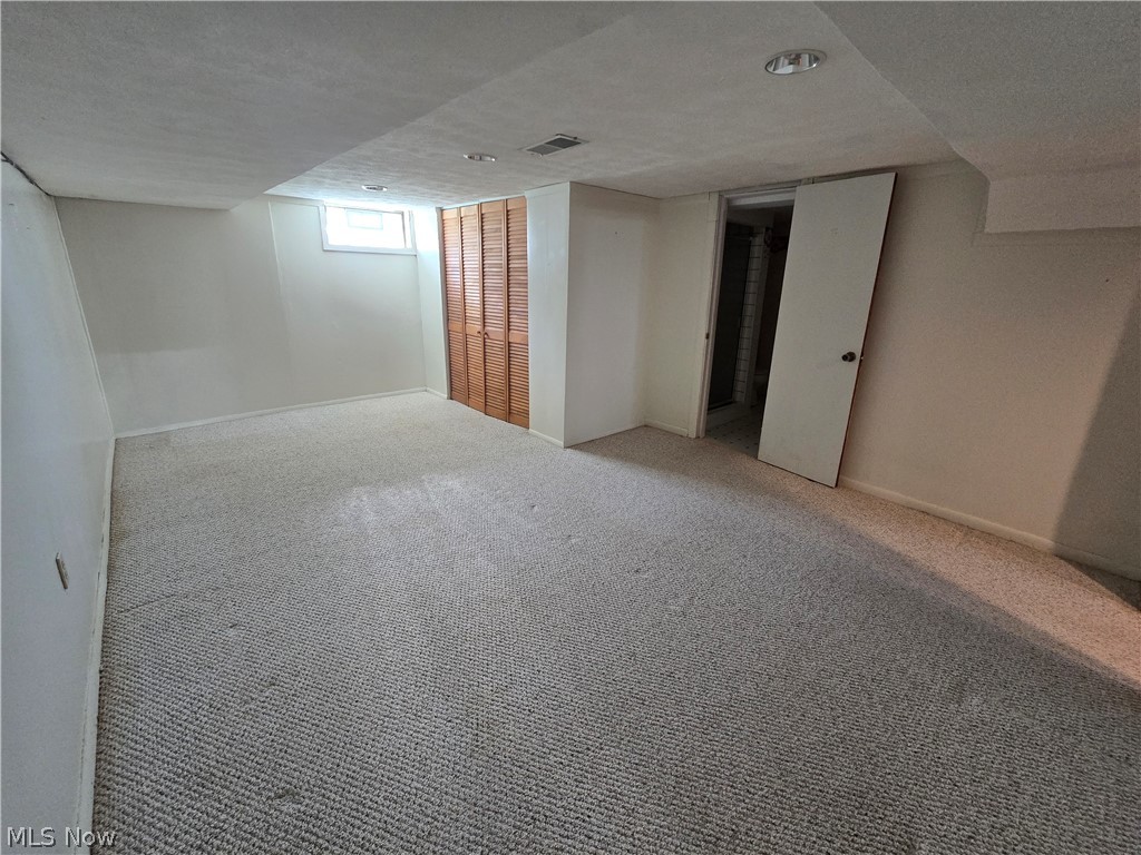 3923 Lake Road Youngstown OH 44511