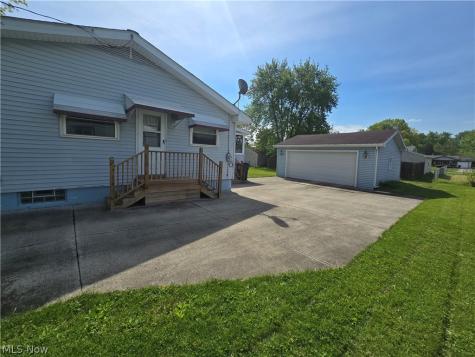 3923 Lake Road Youngstown OH 44511