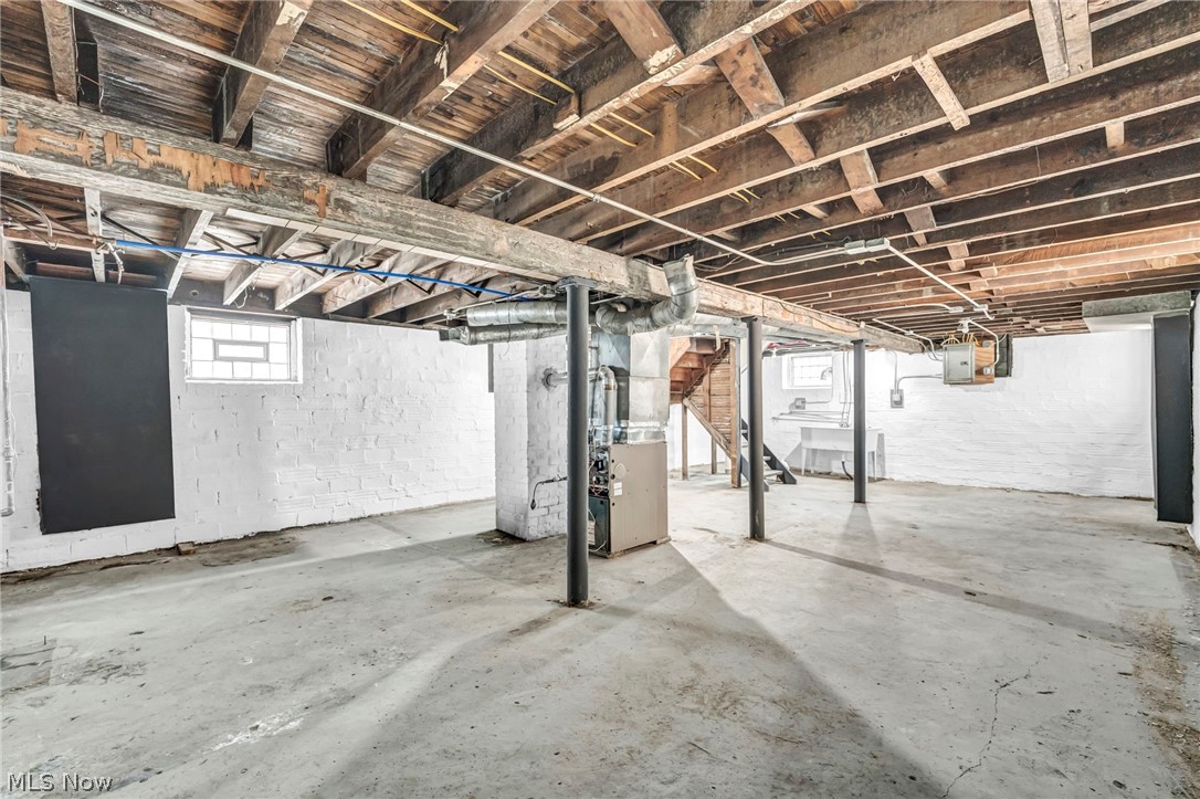 13316 Graham Road East Cleveland OH 44112