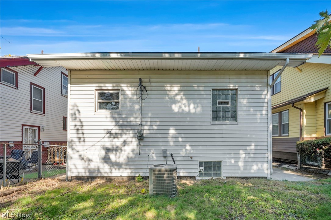 13316 Graham Road East Cleveland OH 44112