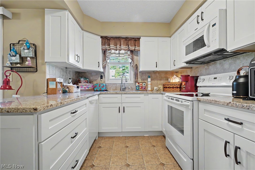 9809 Brookline Oval Strongsville OH 44136