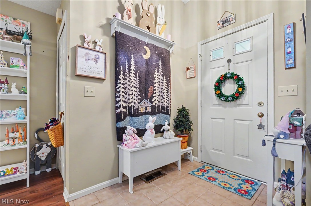 9809 Brookline Oval Strongsville OH 44136