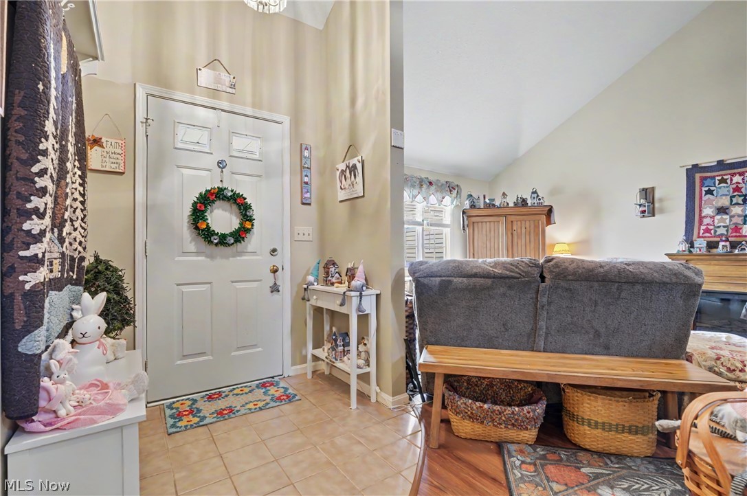 9809 Brookline Oval Strongsville OH 44136