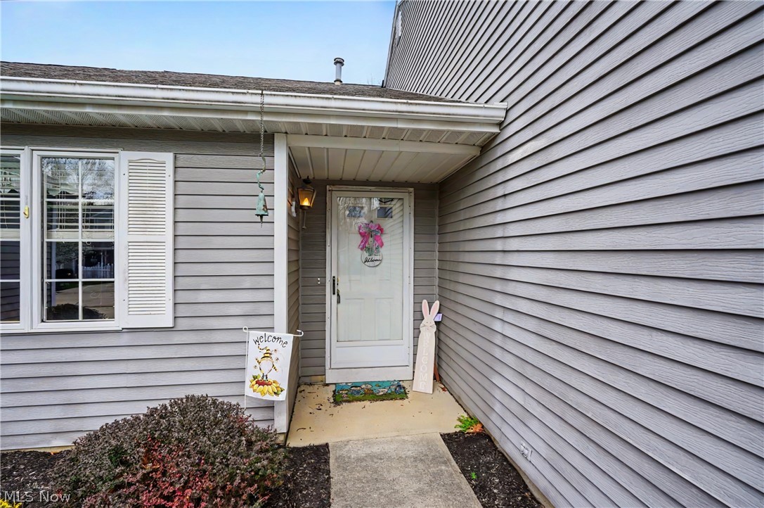 9809 Brookline Oval Strongsville OH 44136