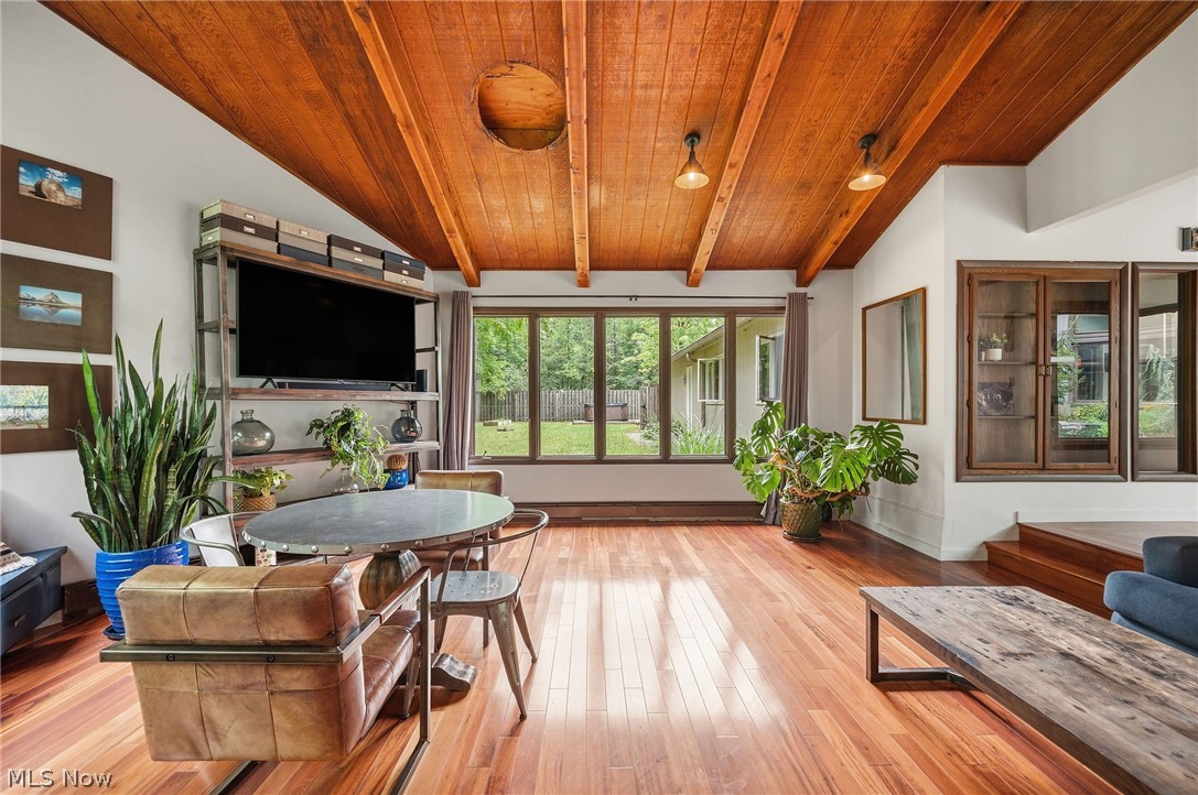 8995 Knotty Pine Lane Chardon OH 44024