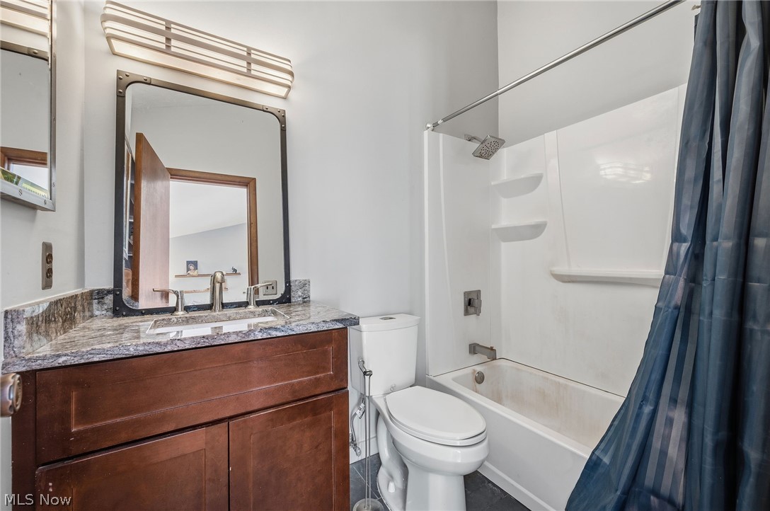 8995 Knotty Pine Lane Chardon OH 44024