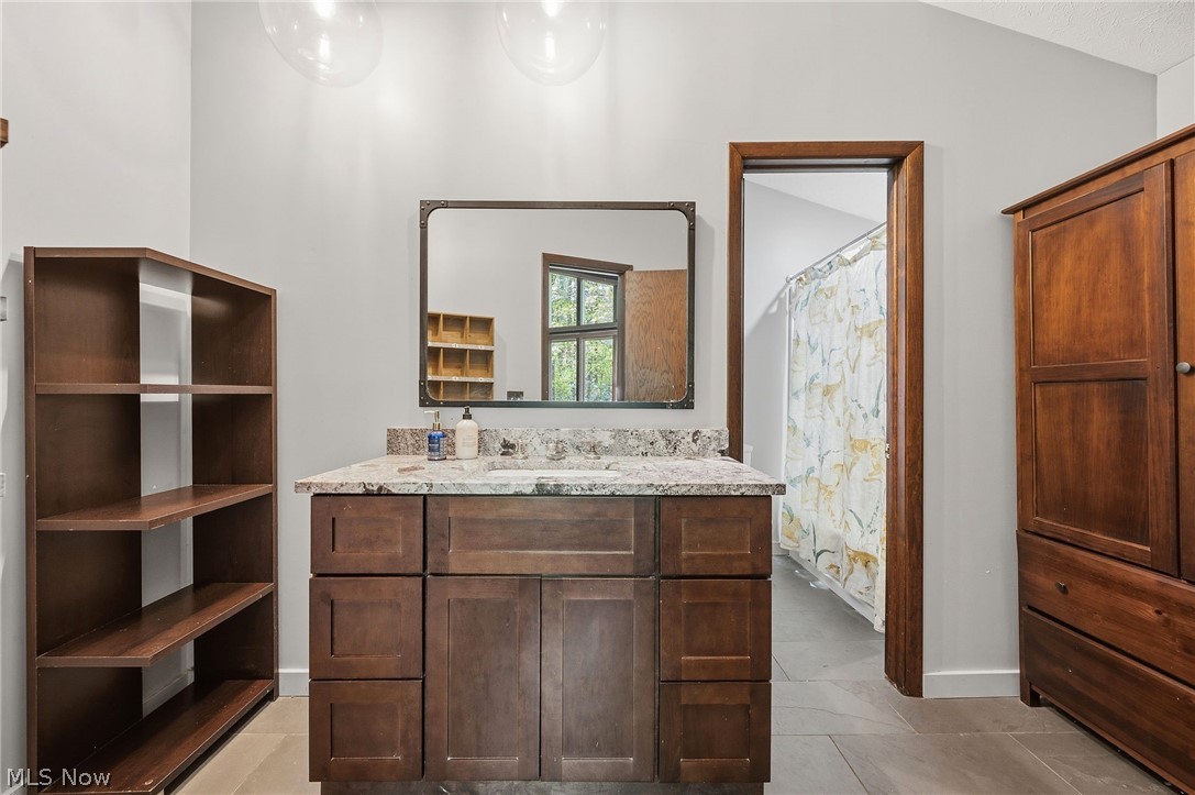 8995 Knotty Pine Lane Chardon OH 44024