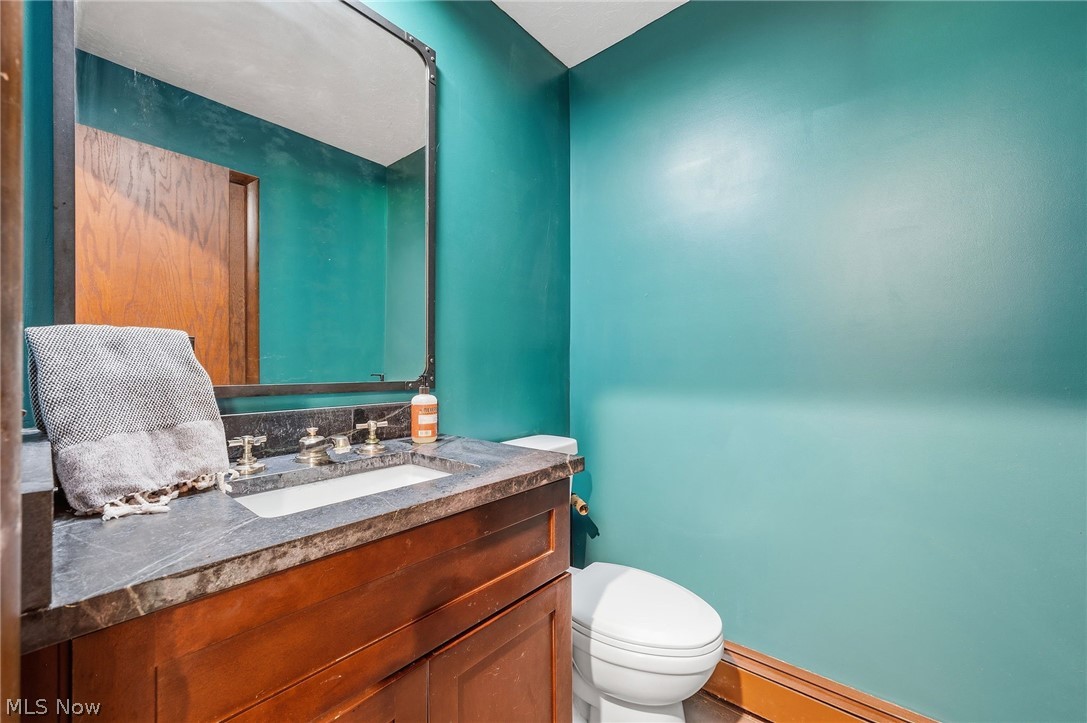 8995 Knotty Pine Lane Chardon OH 44024