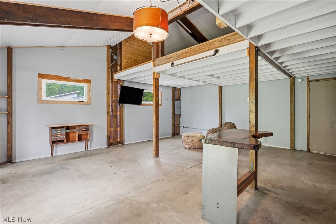 8995 Knotty Pine Lane Chardon OH 44024
