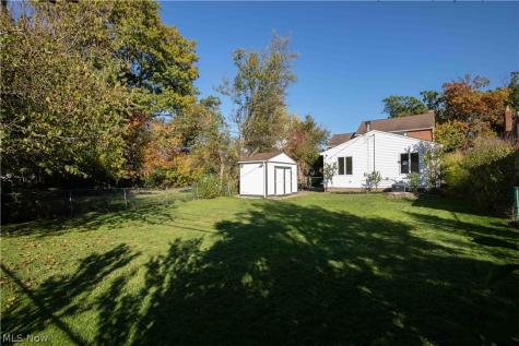 1766 Longwood Drive Mayfield Heights OH 44124
