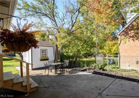 1766 Longwood Drive Mayfield Heights OH 44124