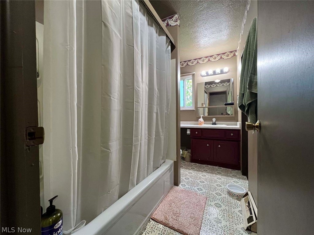 4060 Tudor Avenue Brunswick OH 44212