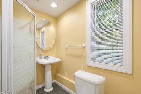 137 33rd Street NW Canton OH 44709