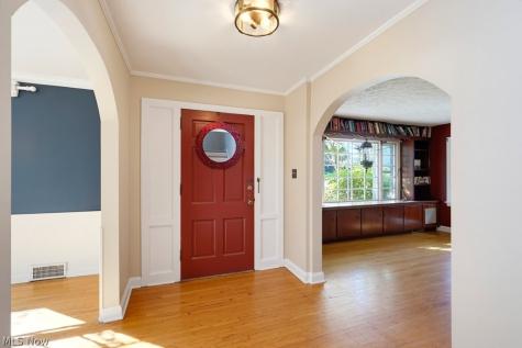 137 33rd Street NW Canton OH 44709