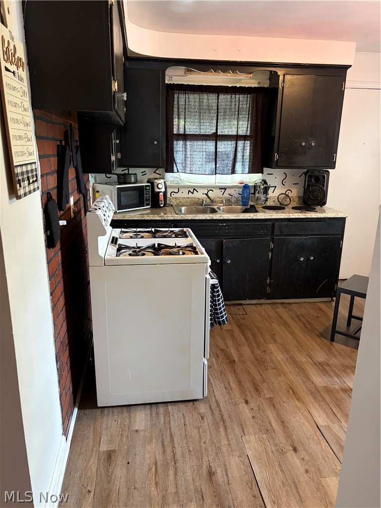 13116 Crennell Avenue Cleveland OH 44105
