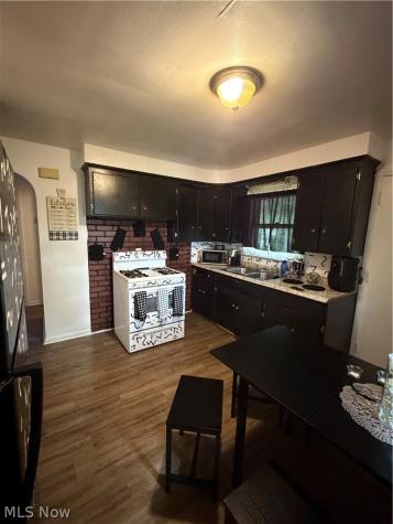 13116 Crennell Avenue Cleveland OH 44105