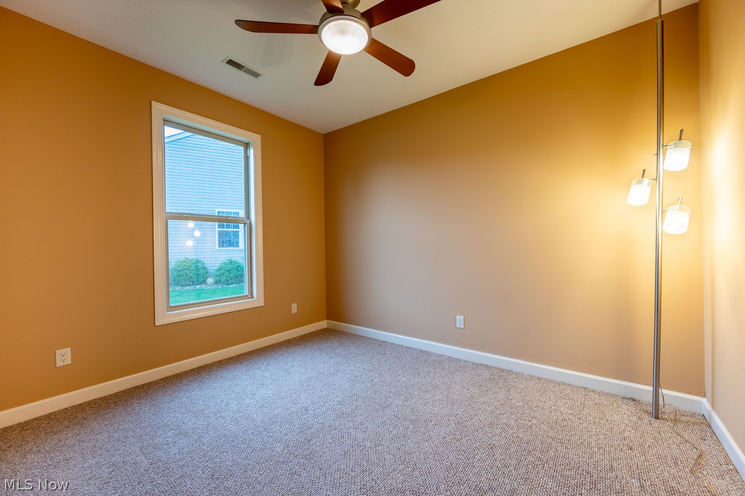 604 Rundle Street Lagrange OH 44050