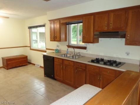 25408 Highland Road Richmond Heights OH 44143