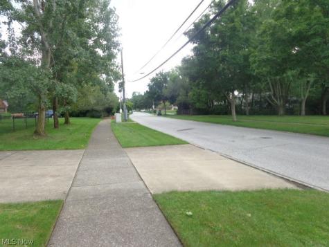 25408 Highland Road Richmond Heights OH 44143