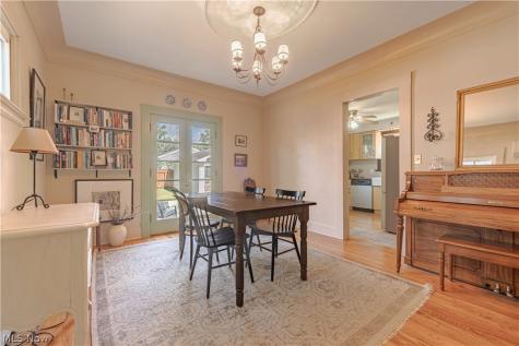 2661 Idlewood Road Cleveland Heights OH 44118