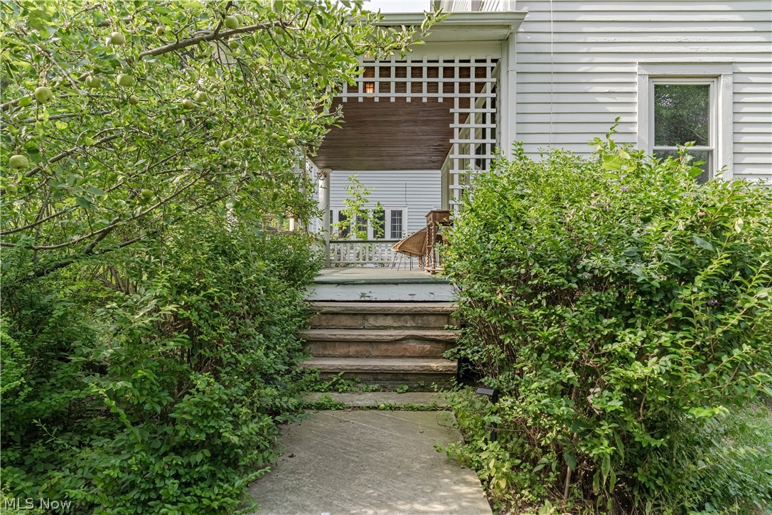 2661 Idlewood Road Cleveland Heights OH 44118