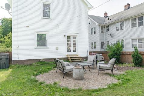 2661 Idlewood Road Cleveland Heights OH 44118