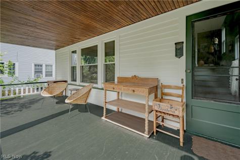 2661 Idlewood Road Cleveland Heights OH 44118