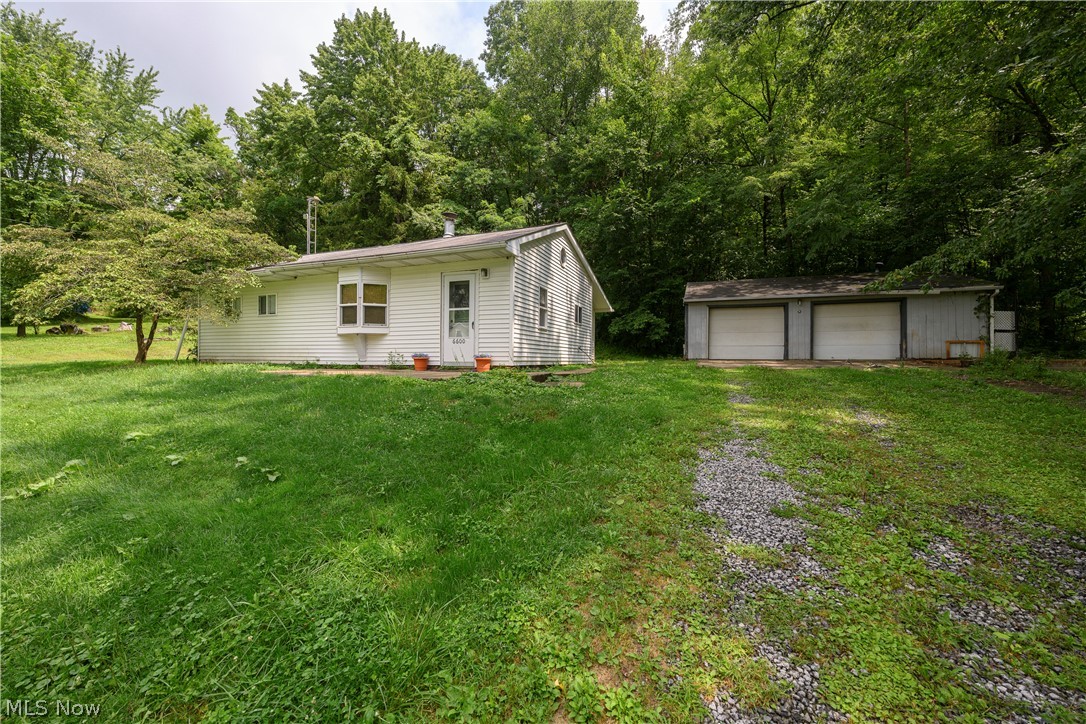 6600 Maplehurst Avenue SE East Sparta OH 44626