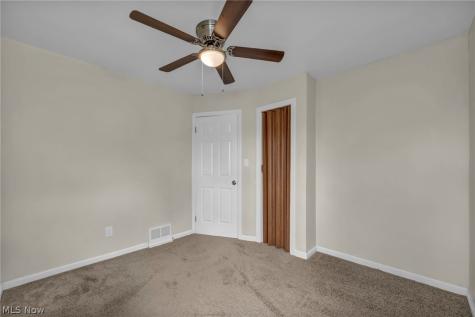 5234 Henry Street Maple Heights OH 44137