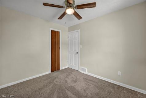 5234 Henry Street Maple Heights OH 44137