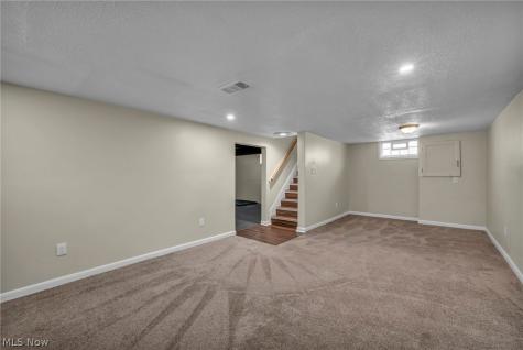 5234 Henry Street Maple Heights OH 44137