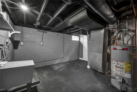 5234 Henry Street Maple Heights OH 44137