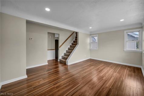 5234 Henry Street Maple Heights OH 44137