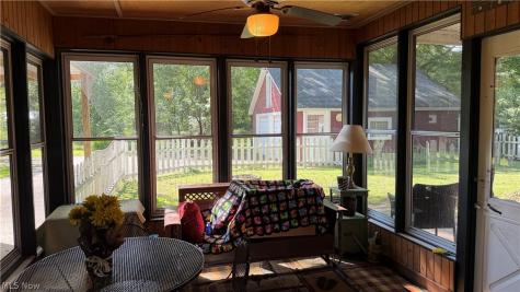 154 Taylor Road Barberton OH 44203