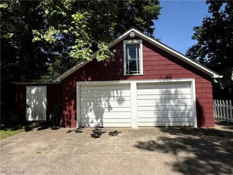 154 Taylor Road Barberton OH 44203