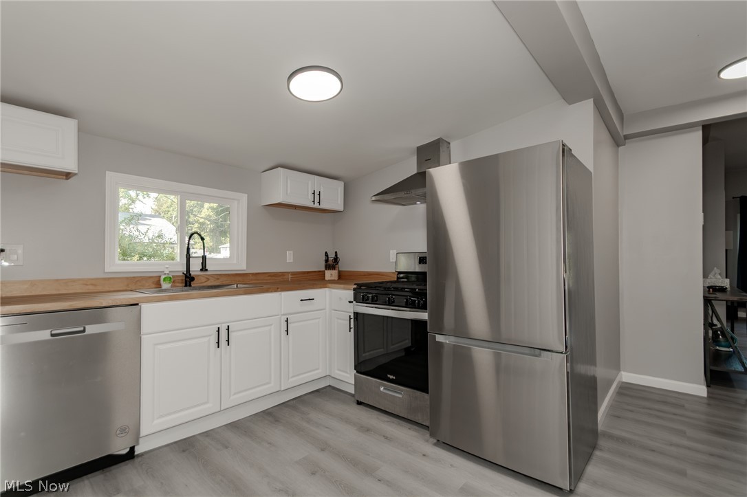 246 Courtland Boulevard Eastlake OH 44095