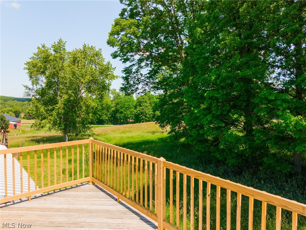 3640 NW Hope Road Magnolia OH 44643