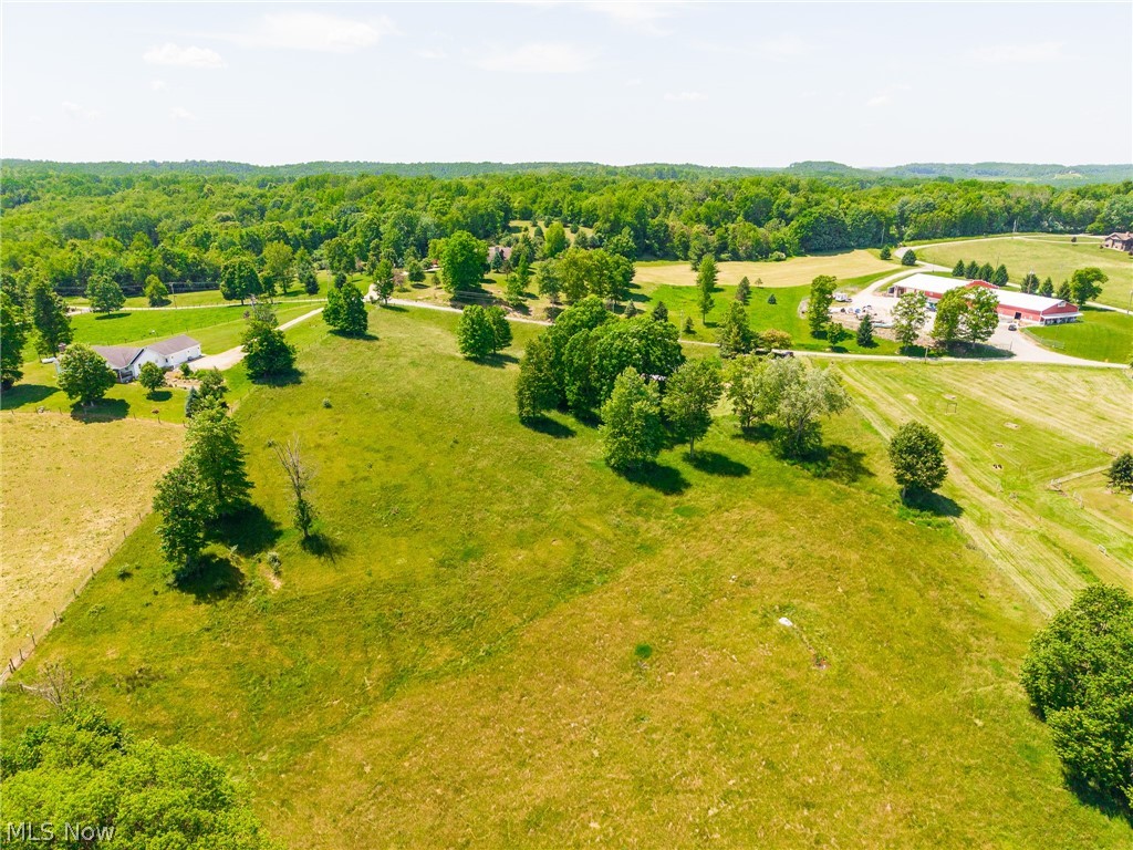 3640 NW Hope Road Magnolia OH 44643