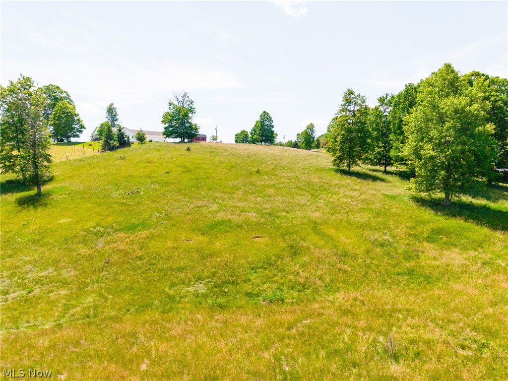 3640 NW Hope Road Magnolia OH 44643