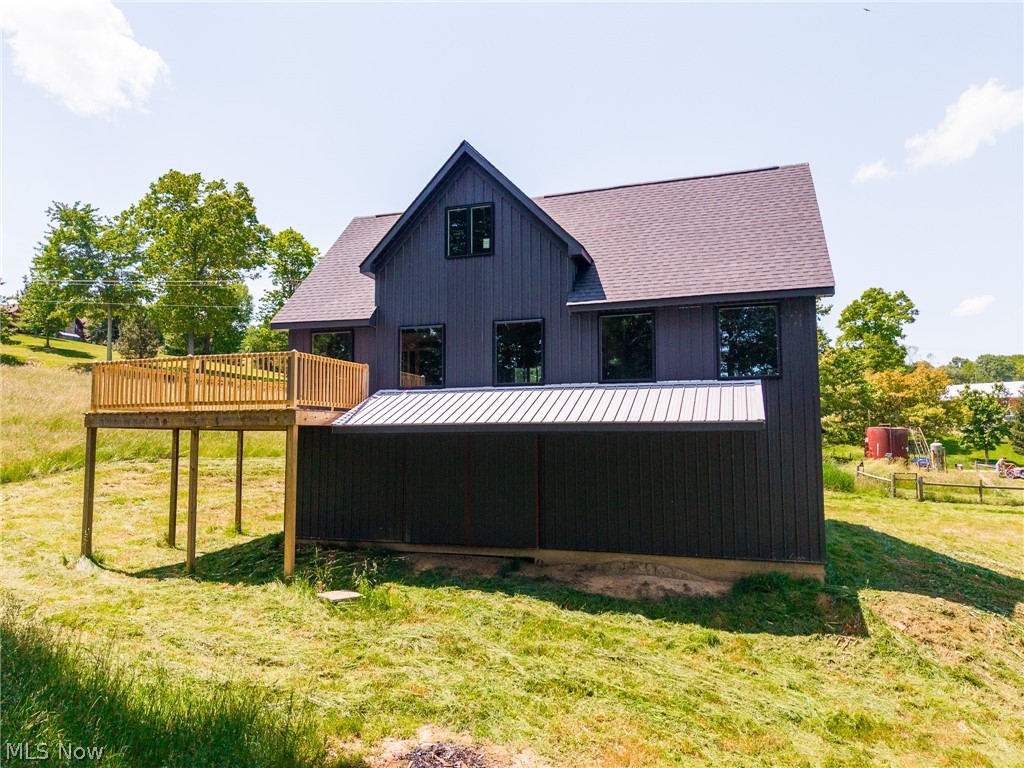 3640 NW Hope Road Magnolia OH 44643