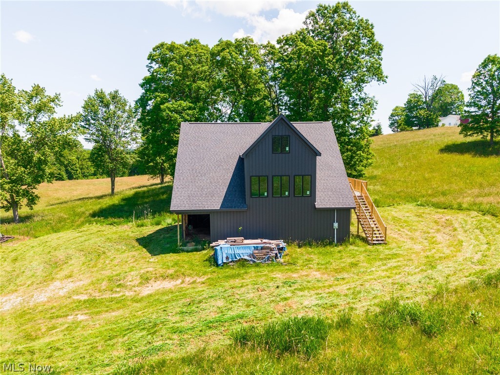 3640 NW Hope Road Magnolia OH 44643