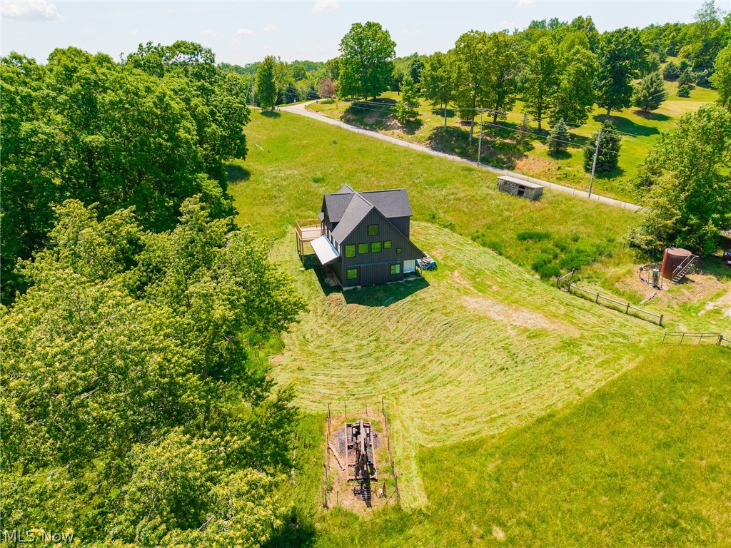 3640 NW Hope Road Magnolia OH 44643