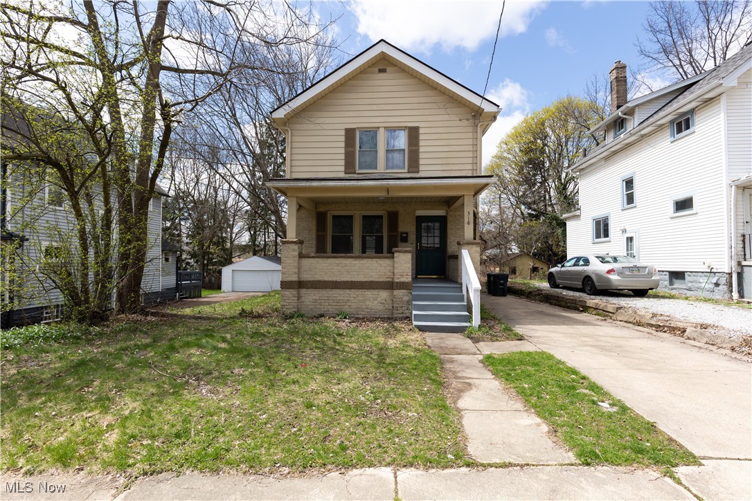 318 Shawnee Path Akron OH 44305