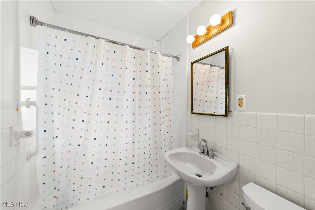 518 Huntmere Road Bay Village OH 44140