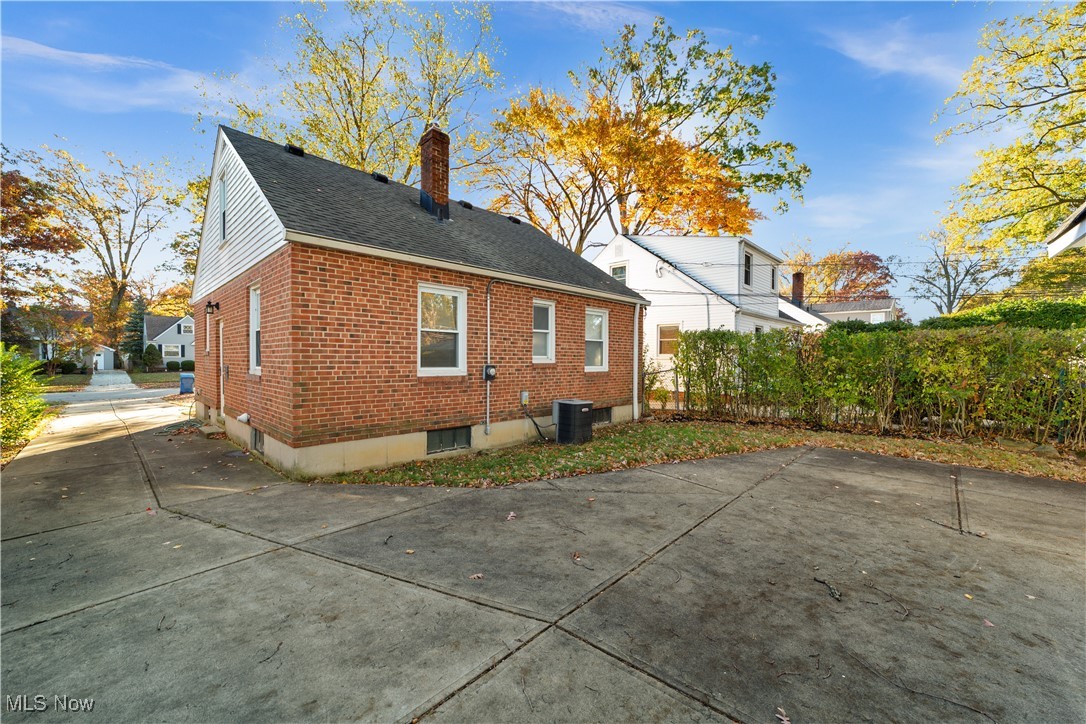 518 Huntmere Road Bay Village OH 44140